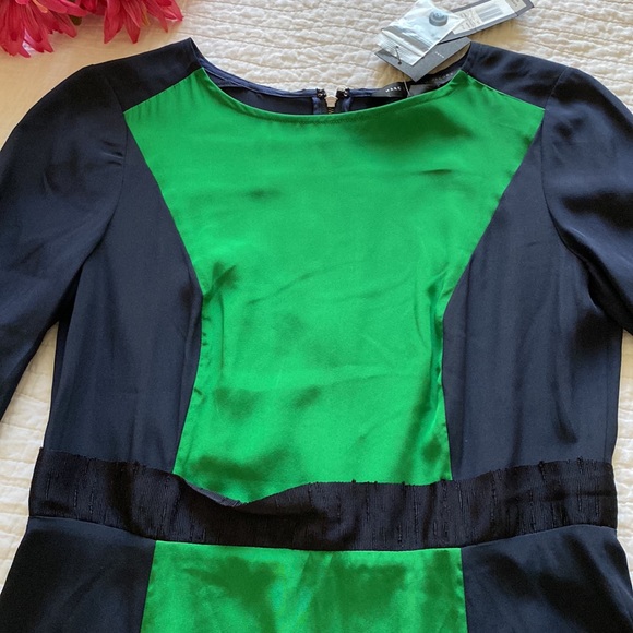 🆕 NWT Marc Jacobs 100% Silk Mini Dress Sz 2 MSRP $398 - Picture 5 of 9